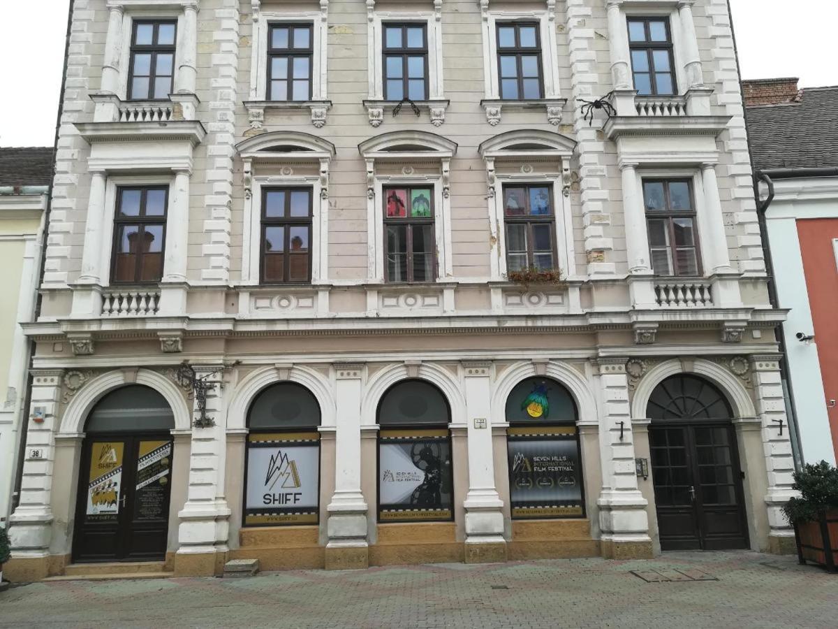 Apartamento Pécs sétaló utcájában 6 személyes 3 szobás lakás Exterior foto